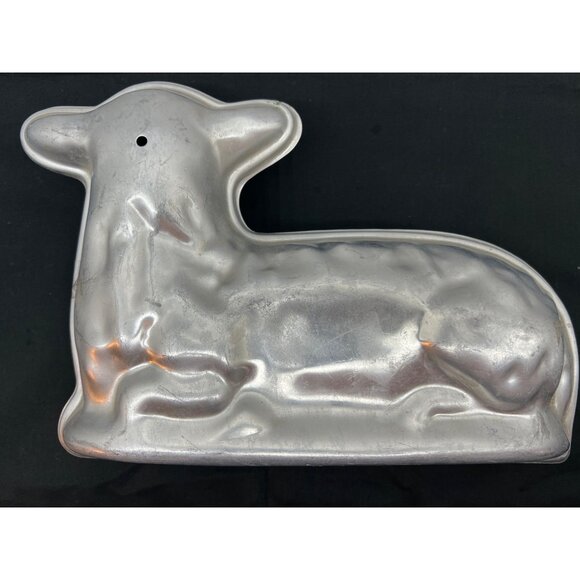 Vintage Aluminum Lamb Cake Mold Set - Picture 3 of 6